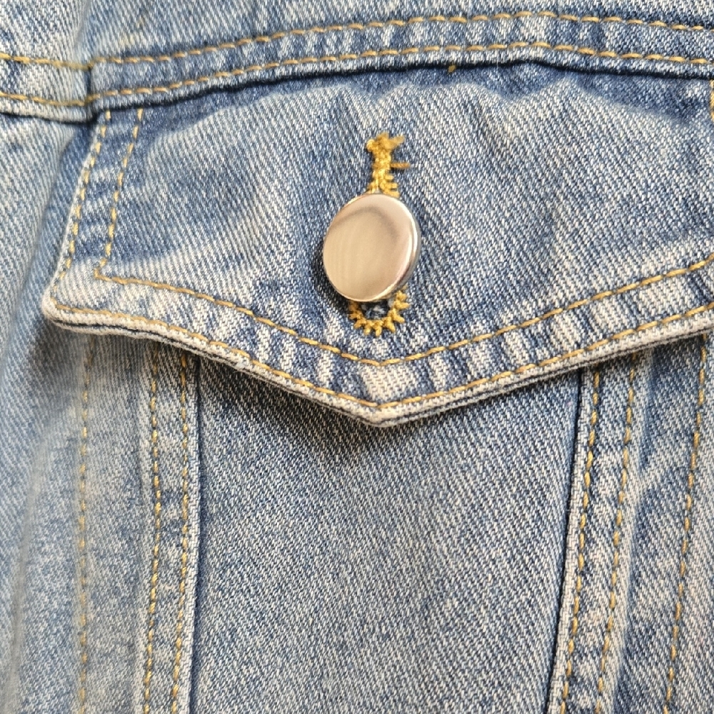 Women's Light Blue Denim Vest Jacket - Sleeveless Jean Coat - Picture 2 of 4
